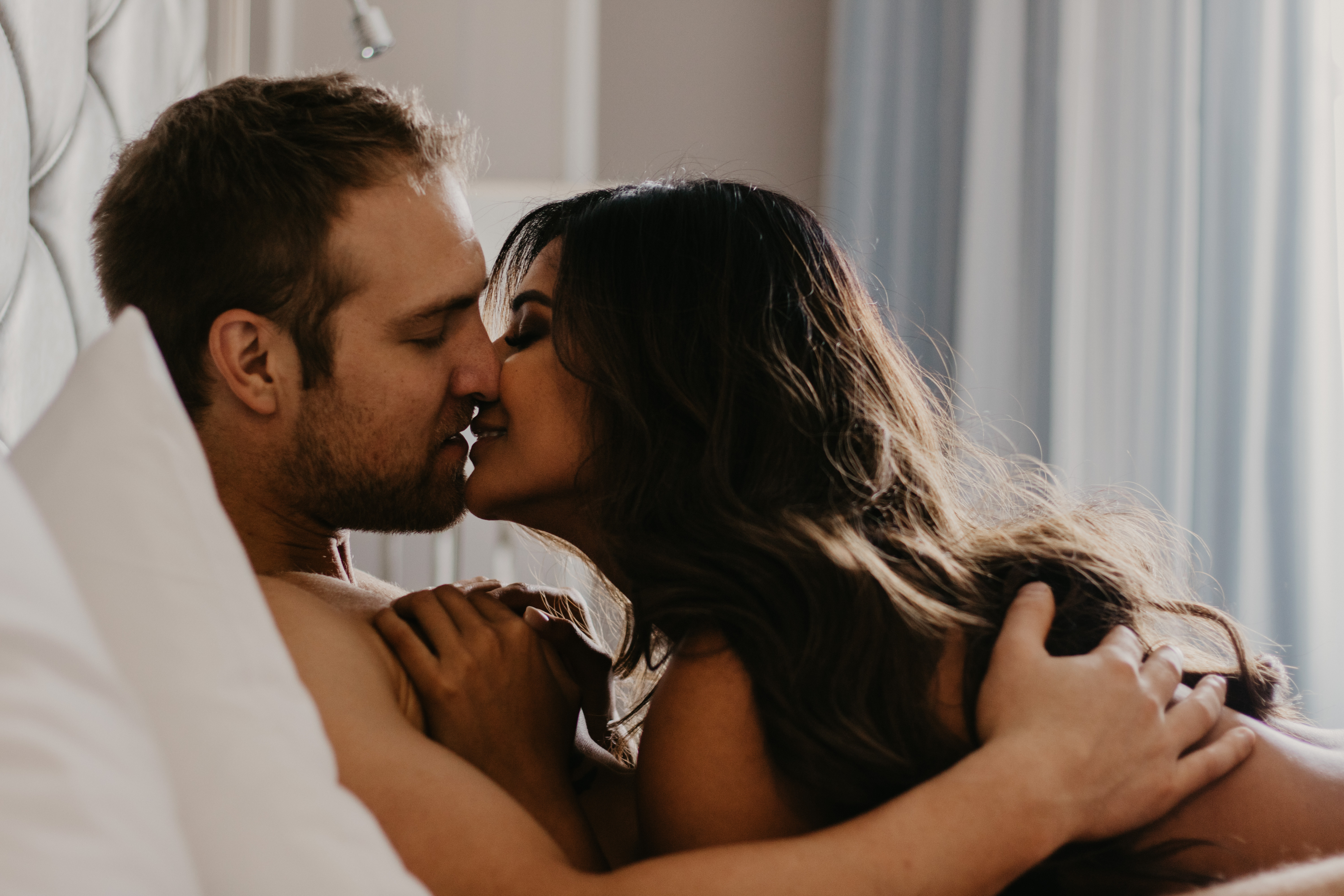 100 Intimate Shots for a Night of Romance